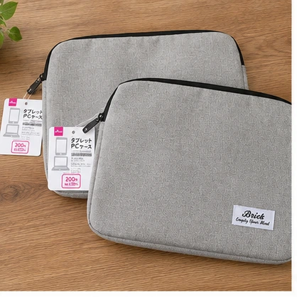 セリア タブレットカバー iPad
